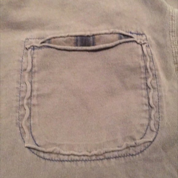 Vertical By Robert Comstock Olive Green V Neck Shirt with Pocket - Picture 5 of 5